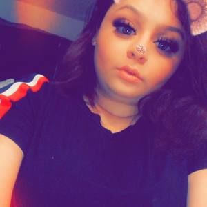 Meet your Posher, Fatima